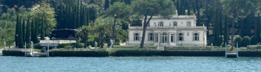 Lake Garda Motorboat Navetta 17 mt alt tag text