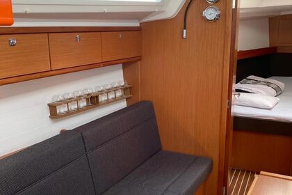 Miete Segelboot Bavaria Yachtbau Bavaria Cruiser 37 - 3 cab. Lelystad- Haven