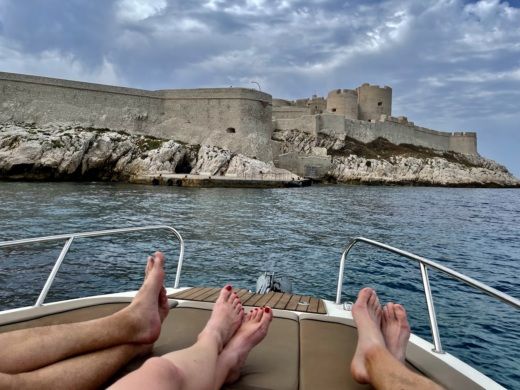 Marseille Motorboat Quicksilver Activ 755 Sundeck alt tag text