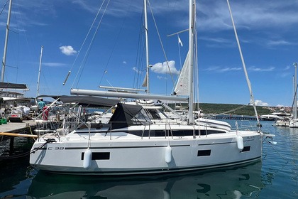 Miete Segelboot Bavaria Yachtbau Bavaria C38 Punat