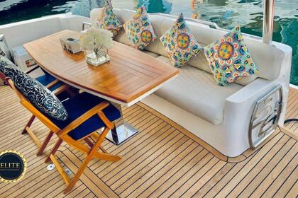 Location Yacht à moteur Majesty Majesty Dubaï Marina