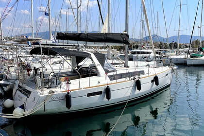 Hire Sailboat BENETEAU OCEANIS 41 Athens