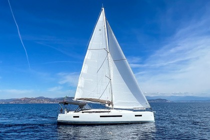 Miete Segelboot Jeanneau Sun Odyssey 490 Rom