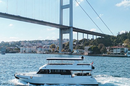 Location Yacht à moteur custom 2010 Istanbul