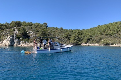 Location Bateau à moteur Selfbuild Wooden boat Hvar