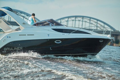 Location Bateau à moteur Bayliner 285 Cannes