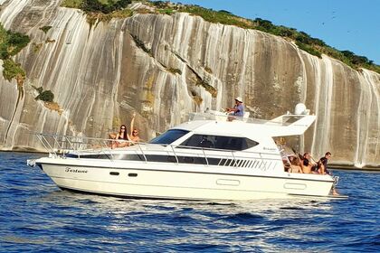 Hire Motorboat Internarine Oceanic 36 Rio de Janeiro