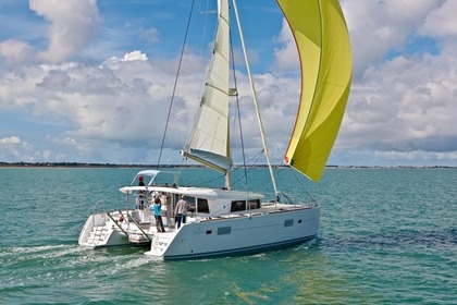 Aluguel Catamarã  Lagoon 400 S2 Atenas