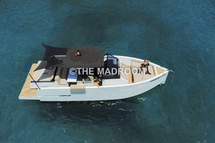 Charter Motorboat DE ANTONIO YACHT D34 Ibiza