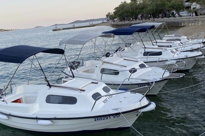 Charter Boat without licence  Mlaka sport Adria 500 Vodice