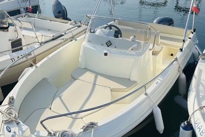 Hire Motorboat Jeanneau Cap Camarat 505 Saint-Raphaël