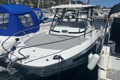 Miete Motorboot Jeanneau Cap Camarat 7.5 Wa Les Issambres