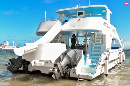Charter Motorboat Pacific Craft volvo Punta Cana