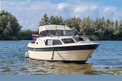 Charter Motorboat Spitsgatter Master 740 Raamsdonksveer