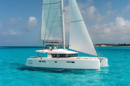 Charter Catamaran Lagoon Lagoon 52F  Cugnana Verde