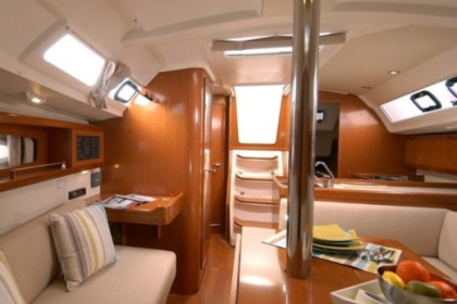 Location Voilier  Oceanis 34 Altefähr