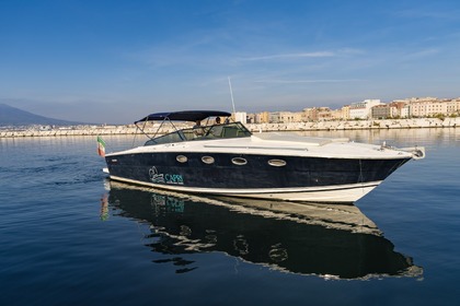 Miete Motorboot Tornado 38 Capri
