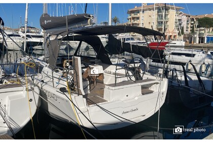 Hire Sailboat  Dufour 37 Castellammare di Stabia