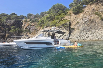Verhuur Motorboot Jeanneau Cap Camarat 9.0 Wa Empuriabrava
