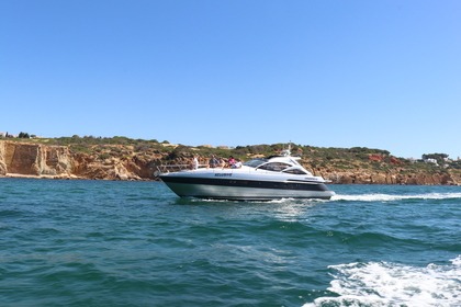 Hire Motorboat Pershing 43 Albufeira