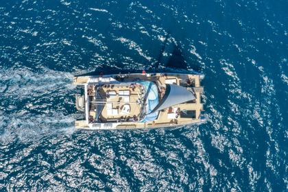 Location Catamaran Dalmau Custom Made Barcelone