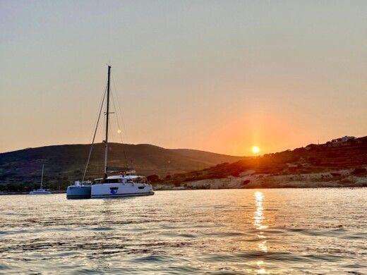 Atene Catamaran Fountaine Pajot Astréa 42 alt tag text