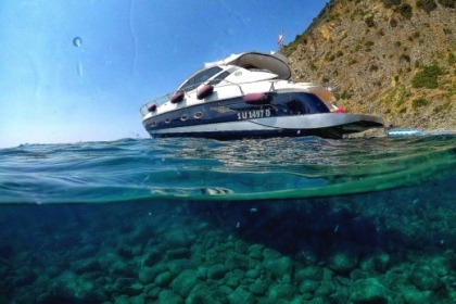 Charter Motorboat Blu Martin SEATOP 13.90 La Spezia