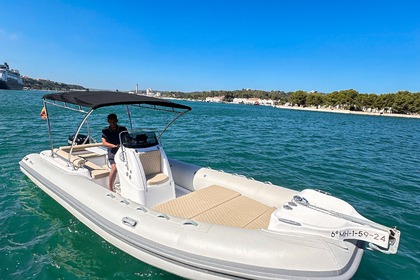 Hire Motorboat Tarpon 790 Luxe Mahón
