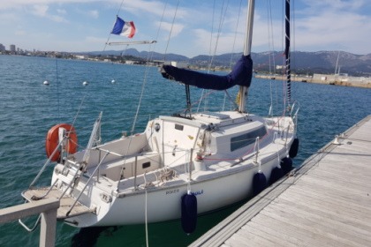Miete Segelboot Jeanneau Poker Dinette La Seyne-sur-Mer