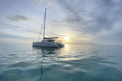 Charter Catamaran Nautitech 441 Pape'ete