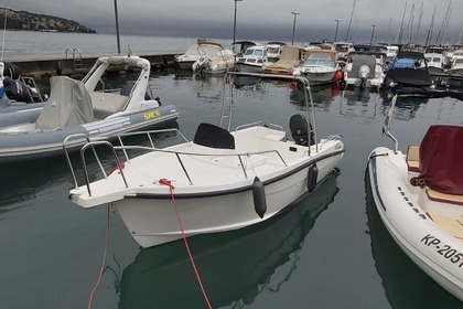 Charter Motorboat Fortis 590 Fisher Koper