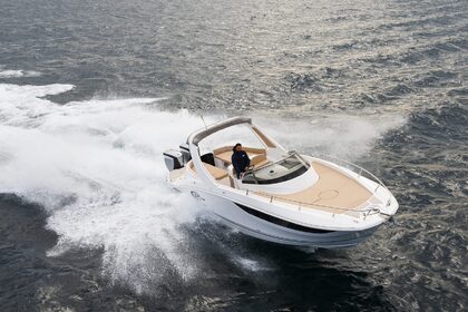 Charter Motorboat Sea Prop Grand Sport 31 Capri