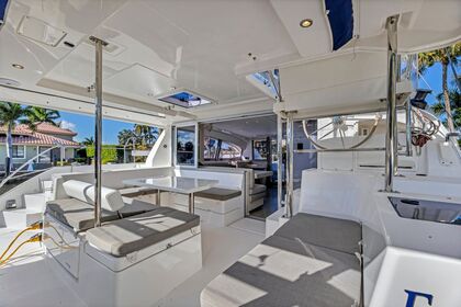 Verhuur Catamaran Robertson & Caine Leopard 40 Porquerolles