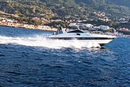 Location Bateau à moteur Mochi Craft Tuxedo 42 Forio