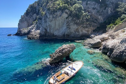 Alquiler Lancha Apreamare Gozzo Capri