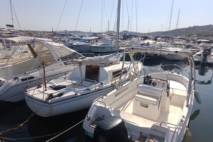 Hire Sailboat Amel super Mistral Les Issambres