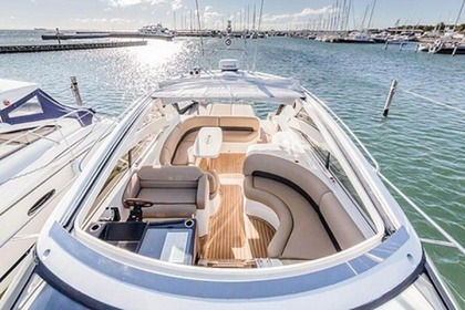 Rental Motorboat Princess V46 Saint-Raphaël