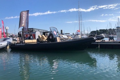 Rental Motorboat HIGHFIELD HIGHFIELD 700 La Trinité-sur-Mer
