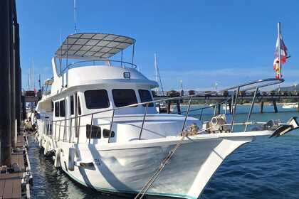 Aluguel Lancha Local built motor yacht Local built motor yacht Rawai