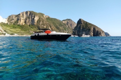 Noleggio Barca a motore ITALCRAFT-CANTIERI NAVALI DEL GOLFO Ipanema 54 Porto Badino