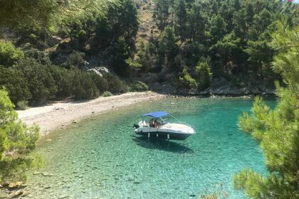 Location Bateau à moteur Quicksilver Commander 635 Hvar