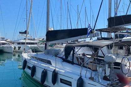 Charter Sailboat Beneteau OCEANIS 40.1 Alimos