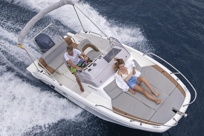 Hyra båt Motorbåt Beneteau Flyer 6_Sundeck Antibes