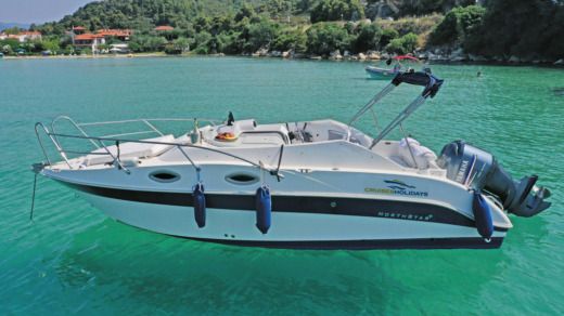 Without license North  star nort star 23 CD Boat layout