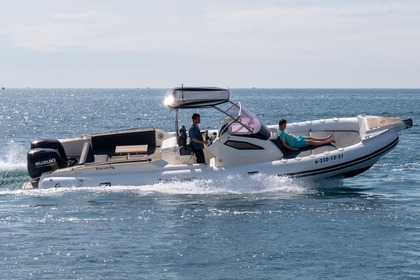 Location Bateau à moteur Capelli Tempest 1000 Roses