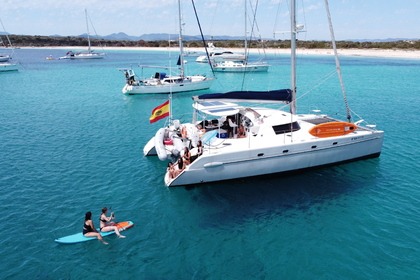 Rental Catamaran Fountaine Pajot Belize 43 Ibiza