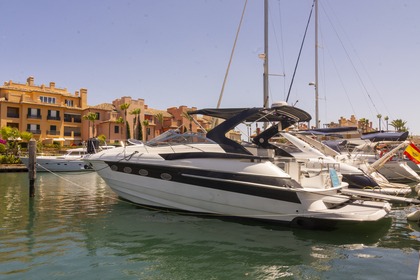 Alquiler Lancha Regal 4260 Commodore Sotogrande