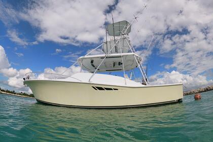 Hire Motorboat fishing boat 40 ft Puerto Aventuras