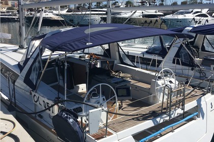 Noleggio Barca a vela BENETEAU OCEANIS 45 Castiglioncello