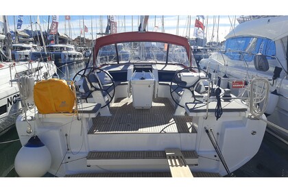 Hire Sailboat  Oceanis 46.1 - 5 cab Pomer